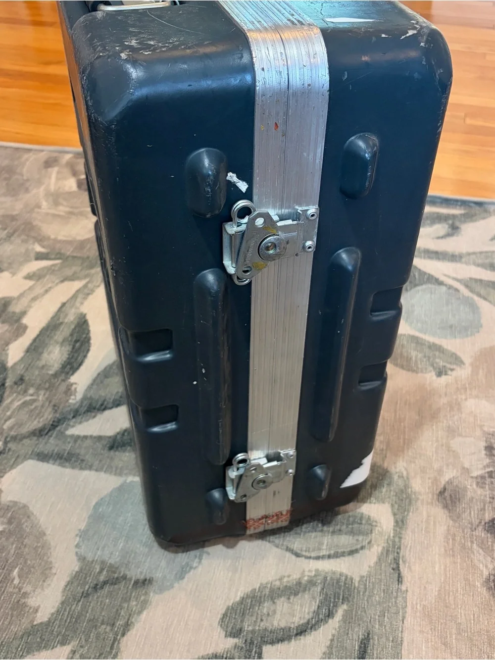 Vintage Hard Flight Travel Case LHT HAM 20 X 14 X 10 Inch Inches Lufthansa